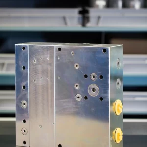 miniBOOSTER Hydraulic Intensifier HC62-2.0-G