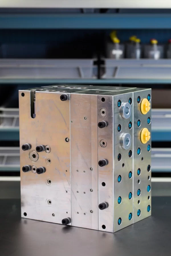 MiniBOOSTER Hydraulic Intensifier HC63-8.2-G