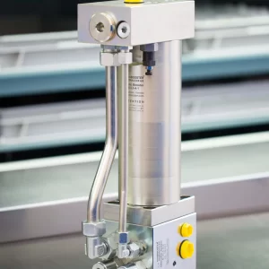 miniBOOSTER Hydraulic Intensifier M-HC6-004-4.9-A-1