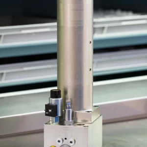 miniBOOSTER Hydraulic Intensifier M-HC6D-012-3.3-FL200